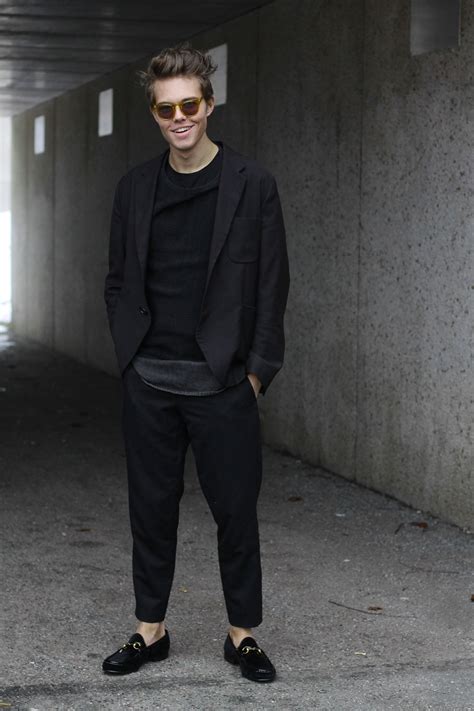 mens gucci loafer outfits